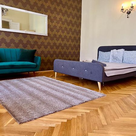 N38 Apartments By Small Home Βουδαπέστη Εξωτερικό φωτογραφία